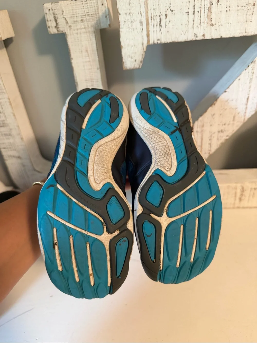 Tsukihoshi Kids Navy and Teal Athletic Sneakers